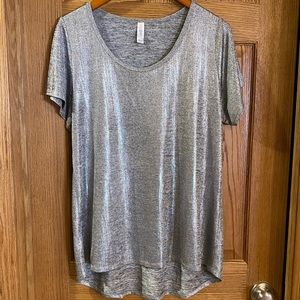 LuLaRoe shirt